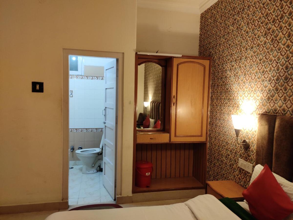 Hotel Royal Chamba  Luaran gambar