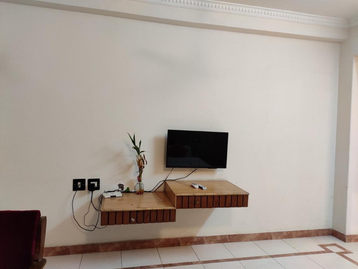 Hotel Royal Chamba  Luaran gambar